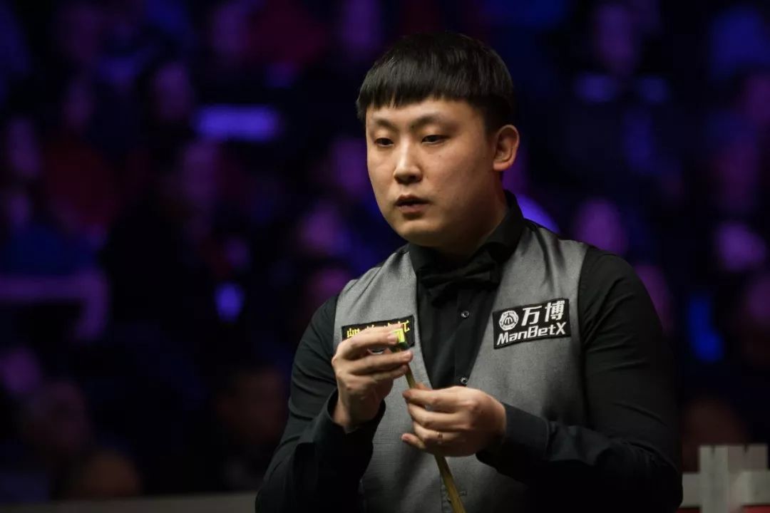 力求在学校 力求在学校