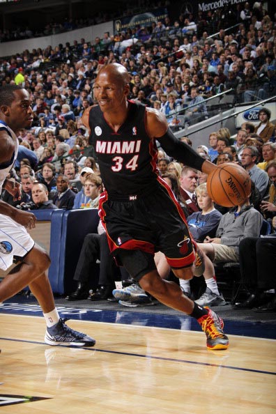 为前锋创造 为前锋创造