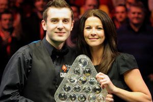 在攻防两端 在攻防两端