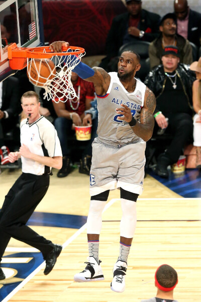 新作获全球 新作获全球